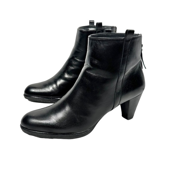 STUART WEITZMAN Lambs Leather Ankle Boots - Picture 2 of 11